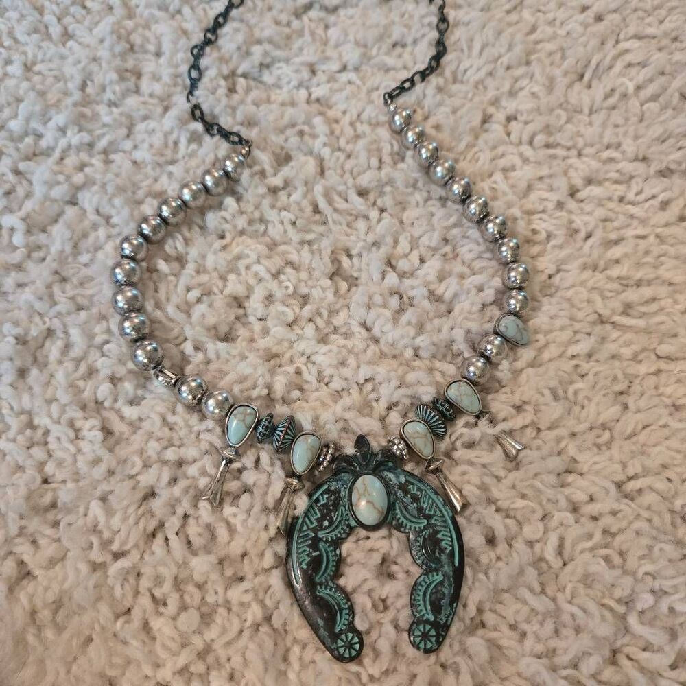 NWOT Western Patina & Bead Necklace